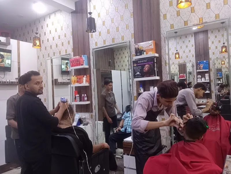 Royal metro unisex salon