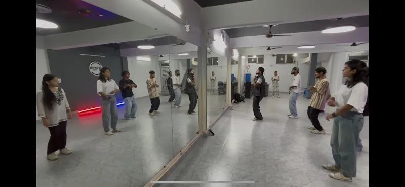 THE Lavish Dance Studio