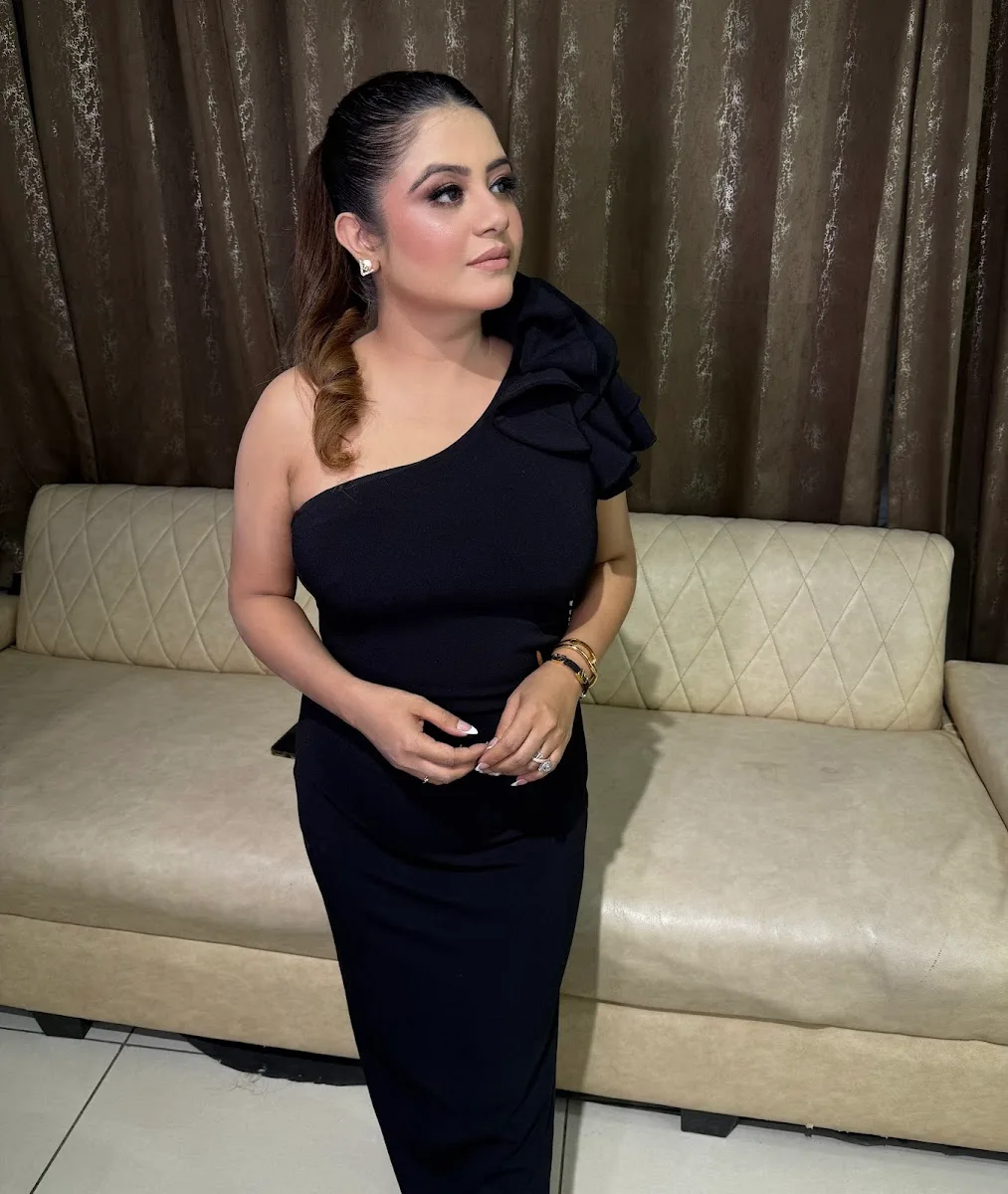 DKM Studio99 | Best Makeup Artist & Unisex Salon in Faridabad
