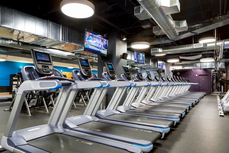 Crunch Fitness - FiDi