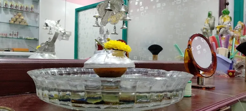 Sri Sunitha Beauty parlour (Only Ladies)