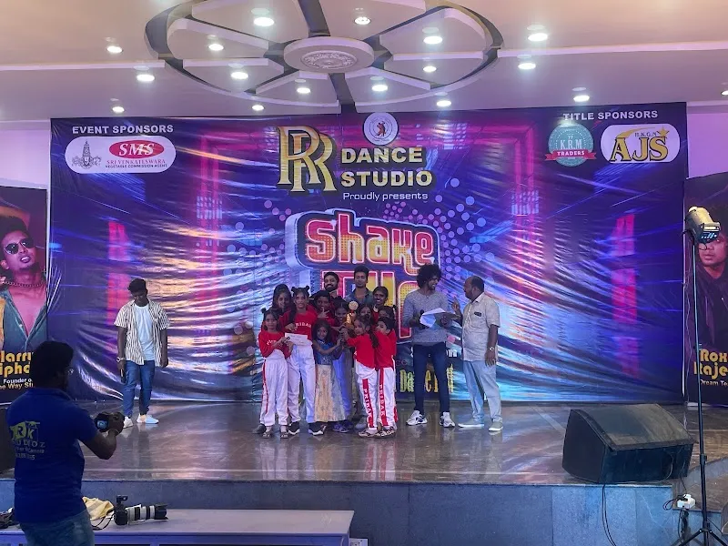 Pribak Dance School