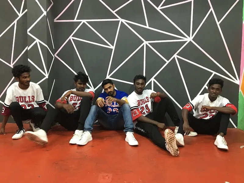 Pribak Dance School