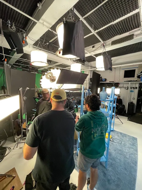 Bravo Studios 28th