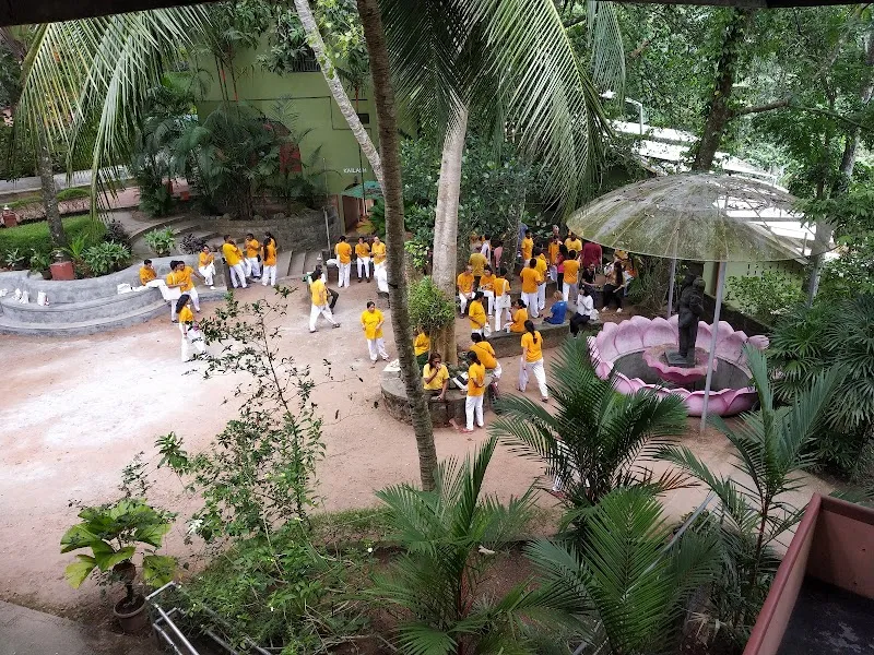 Sivananda Yoga Vedanta Dhanwantari Ashram