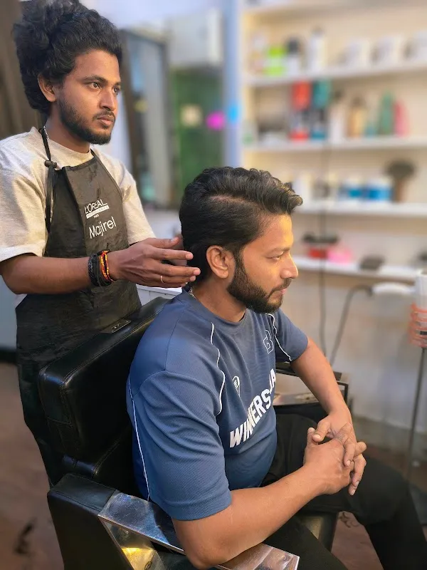 LyCaa Unisex Salon