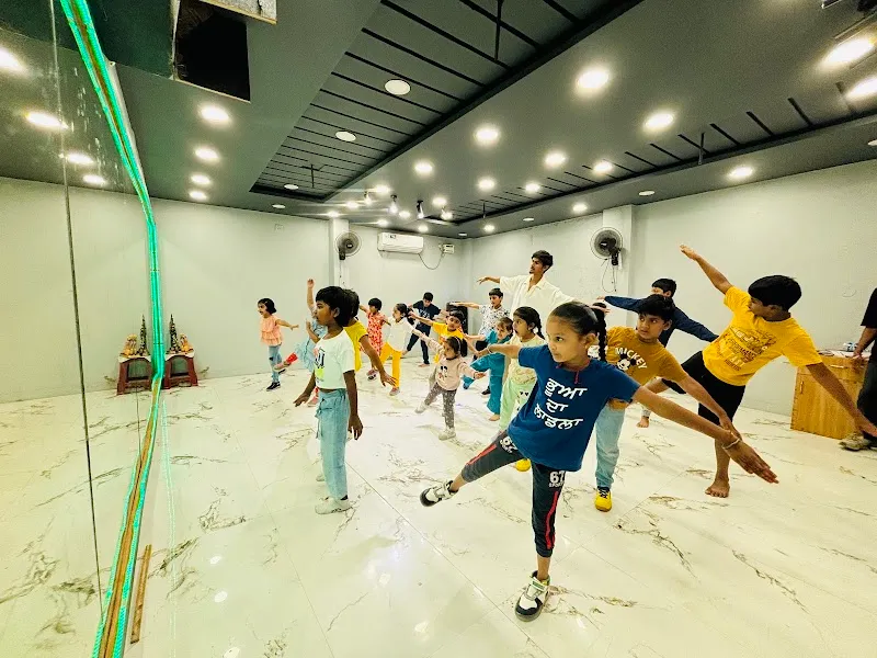 V8 Dance Studio | Best Dance Classes in Attapur