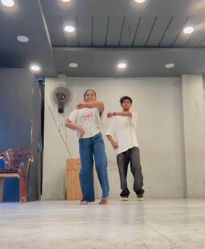 V8 Dance Studio | Best Dance Classes in Attapur