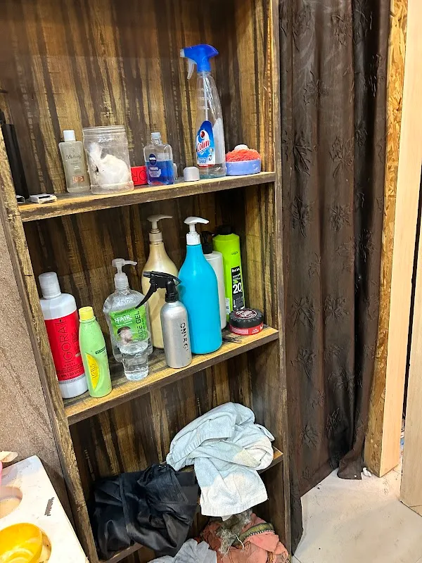 Alams salon
