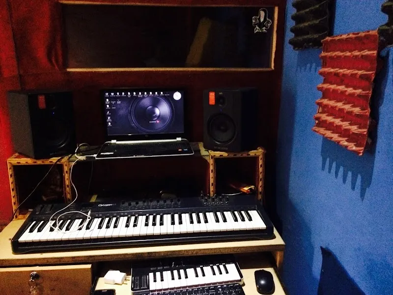 ARYANS B RECORDING STUDIO