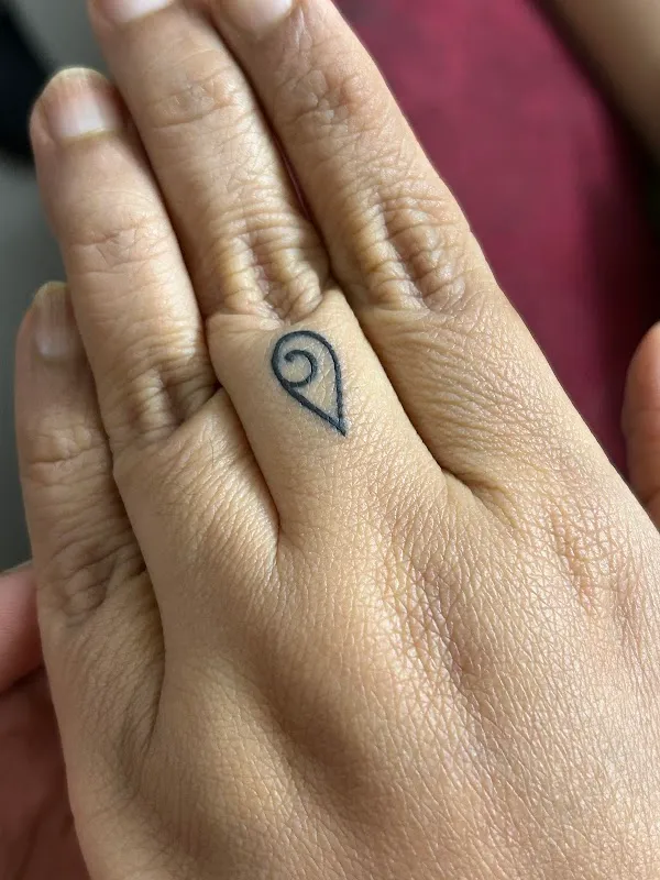 Lovely Tattoo Studio And Body Piercing