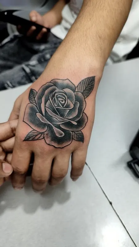 Lovely Tattoo Studio And Body Piercing