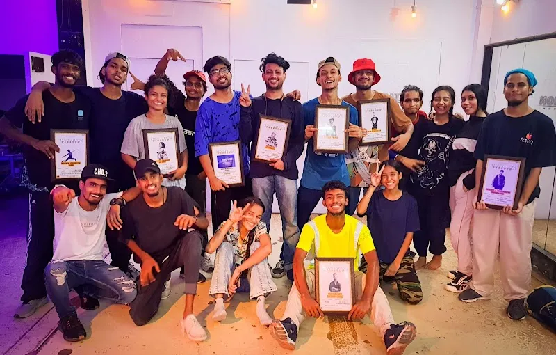 Raash Art Studio - RAS