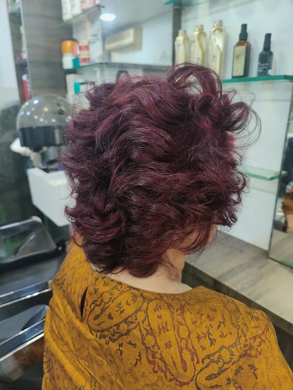Blush Bee Salon