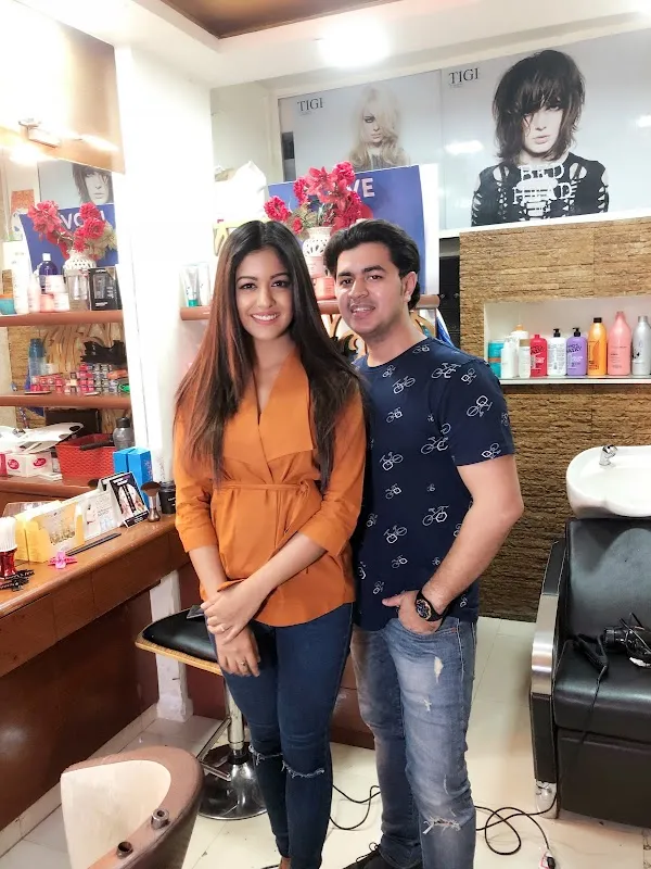 Vikas Marwah's Hair Salon And Academy