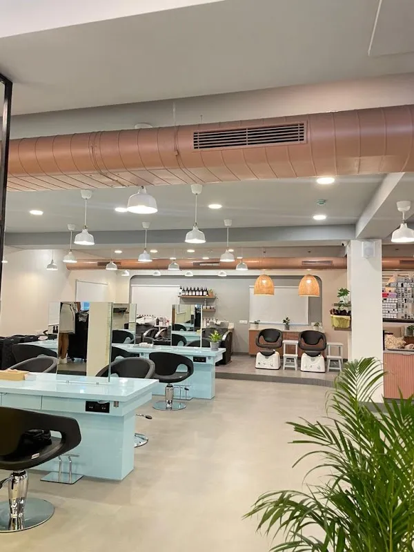 BBLUNT Salon - HRBR Layout, Bengaluru