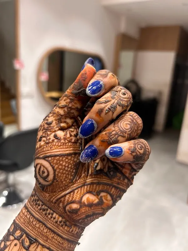 Envi Salon & Spa - Heena Gaurav Apartment, Goregoan East