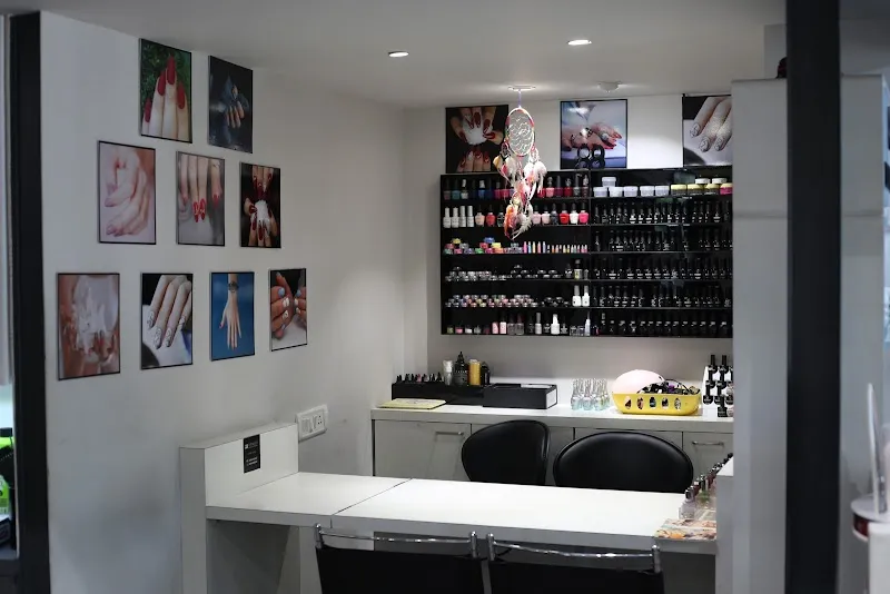Lookout Salon