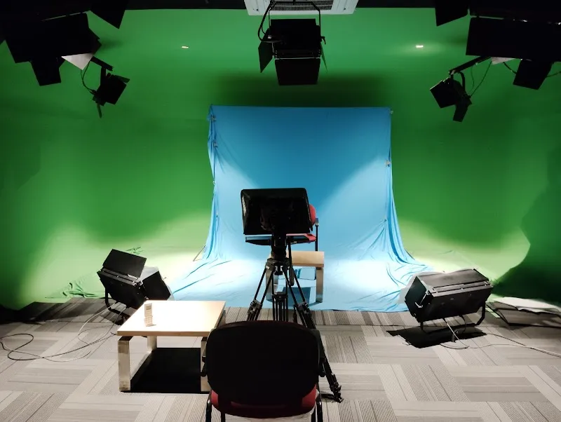 AVE STUDIOS