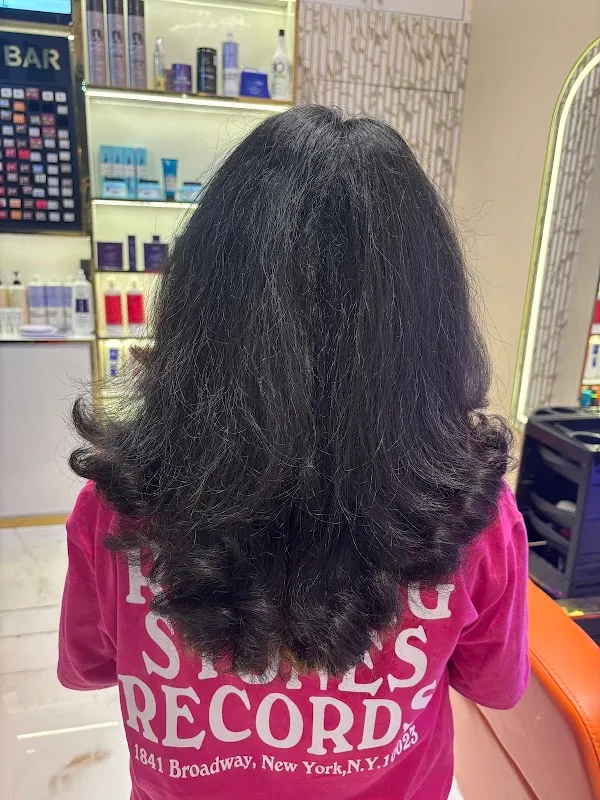 Empire luxury Salon & Academy