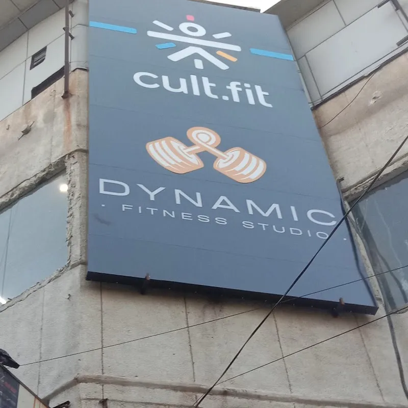 Dynamic fitness studio|