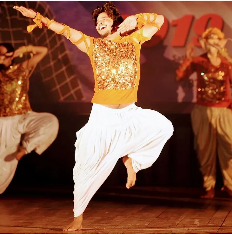 Feet of fire dance school