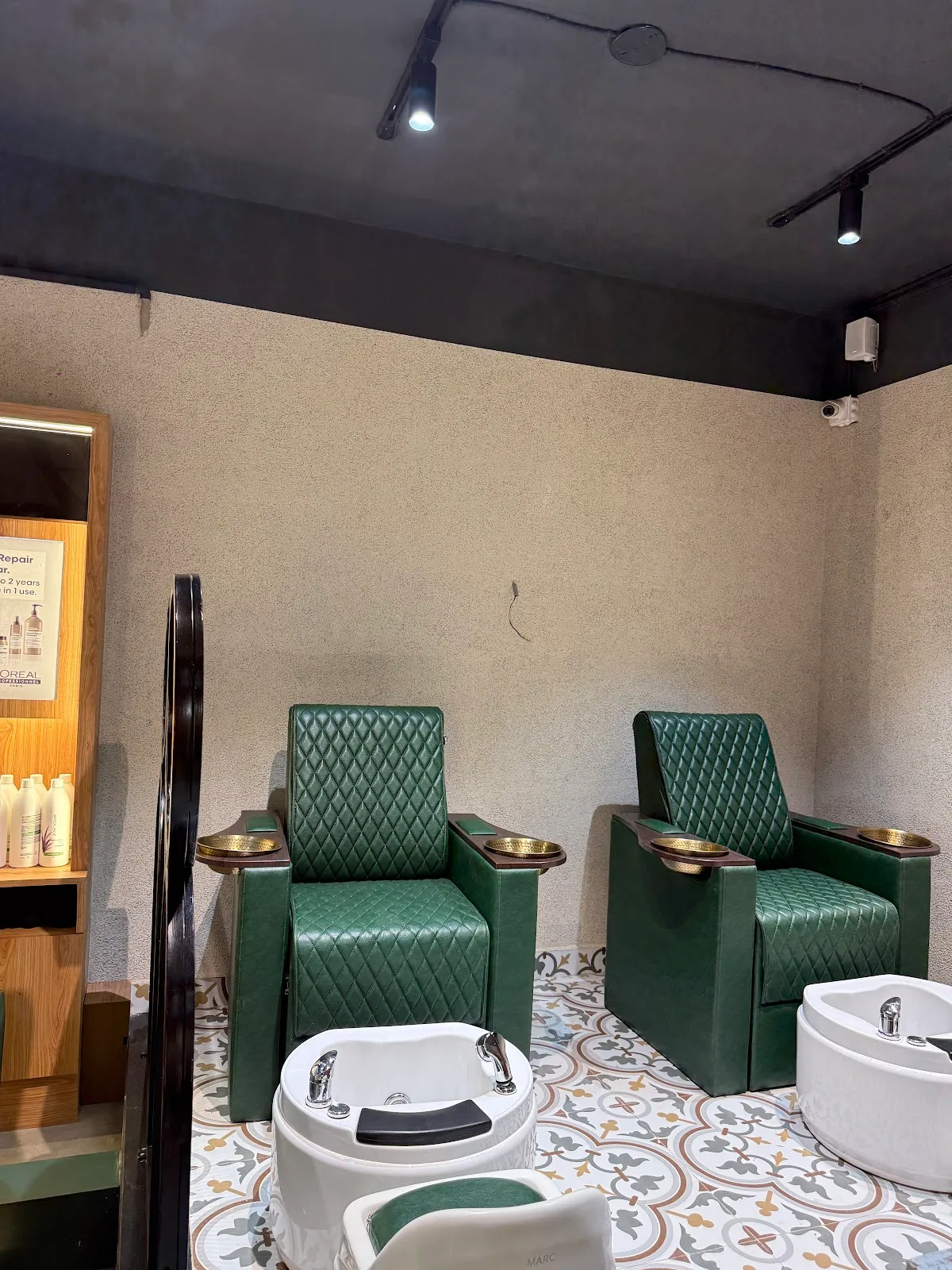 PLSH Unisex Salon | Best Beauty Salon in Mogappair | Hair Extension | Keratin Treatment | Hair Colouring & Smoothening