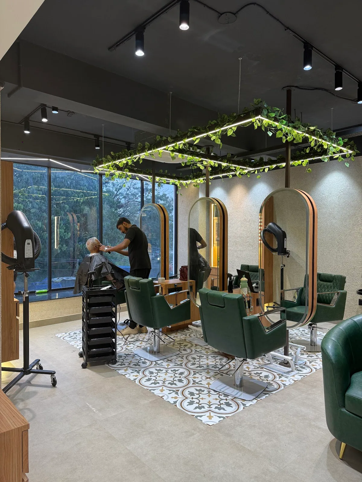 PLSH Unisex Salon | Best Beauty Salon in Mogappair | Hair Extension | Keratin Treatment | Hair Colouring & Smoothening