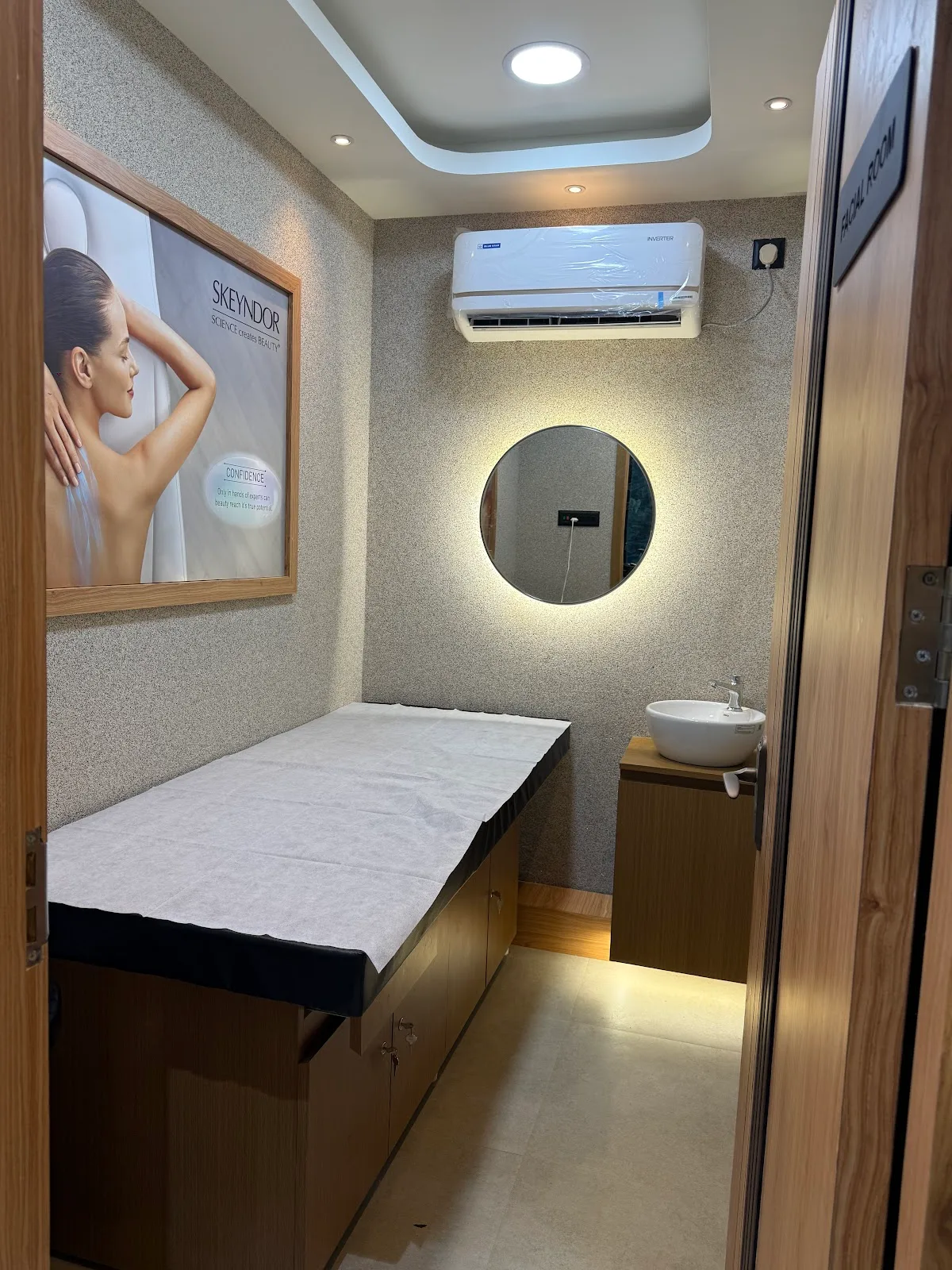 PLSH Unisex Salon | Best Beauty Salon in Mogappair | Hair Extension | Keratin Treatment | Hair Colouring & Smoothening