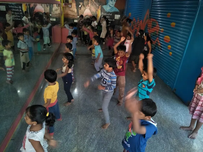 DREAMER DANCE STUDIO